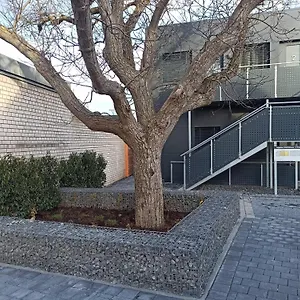 Xzllenz Traum Studio-apartment, Frei-parken, U-bahn, Kueche Apartamento Núremberg